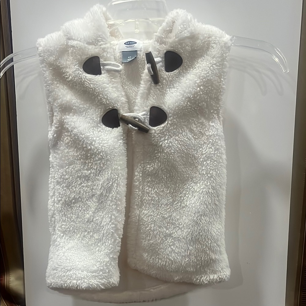 Cozy White Fleece Vest with Toggle Closures